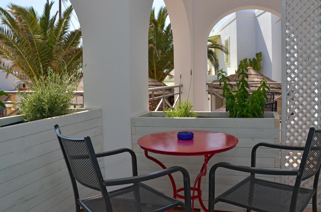 Villa Ostria Koufonisia エクステリア 写真
