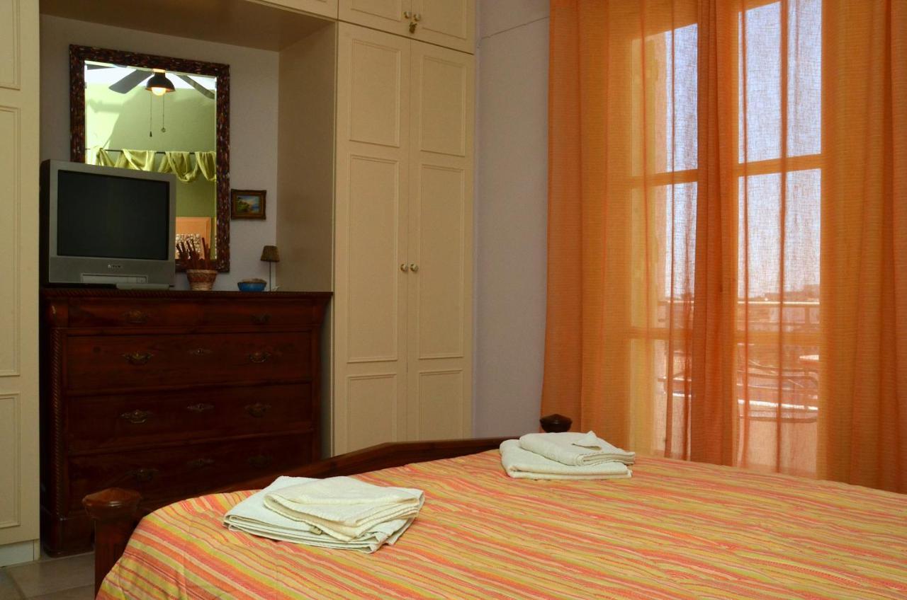 Villa Ostria Koufonisia エクステリア 写真