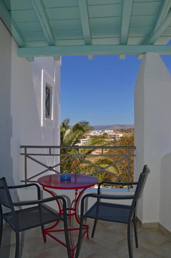 Villa Ostria Koufonisia エクステリア 写真