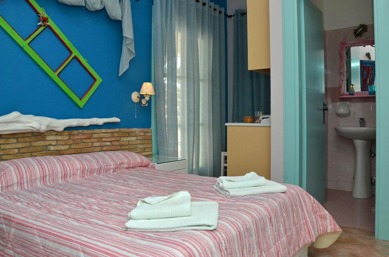 Villa Ostria Koufonisia エクステリア 写真